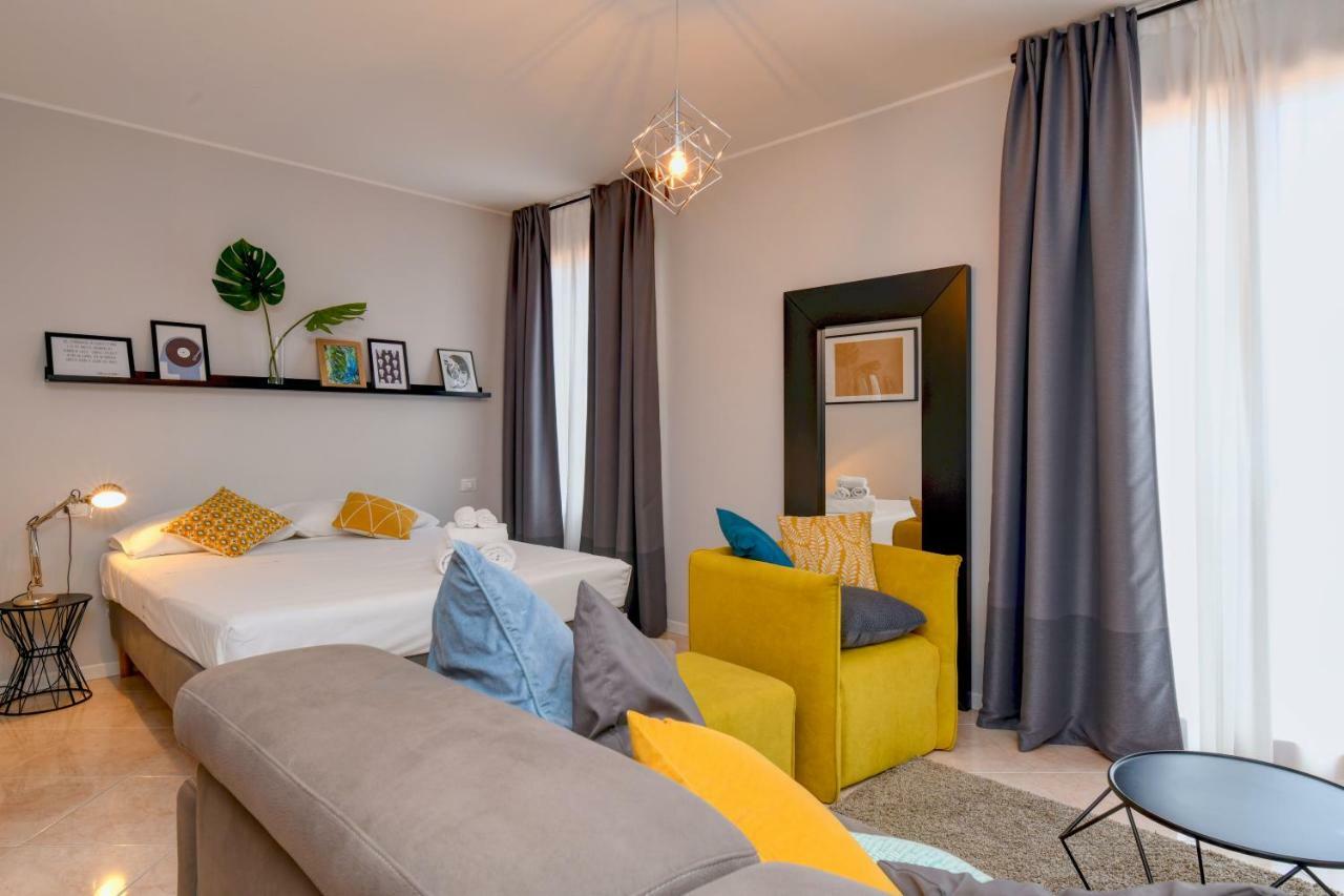 DesenzanoLoft Le chateau de Margot Desenzano del Garda Extérieur photo